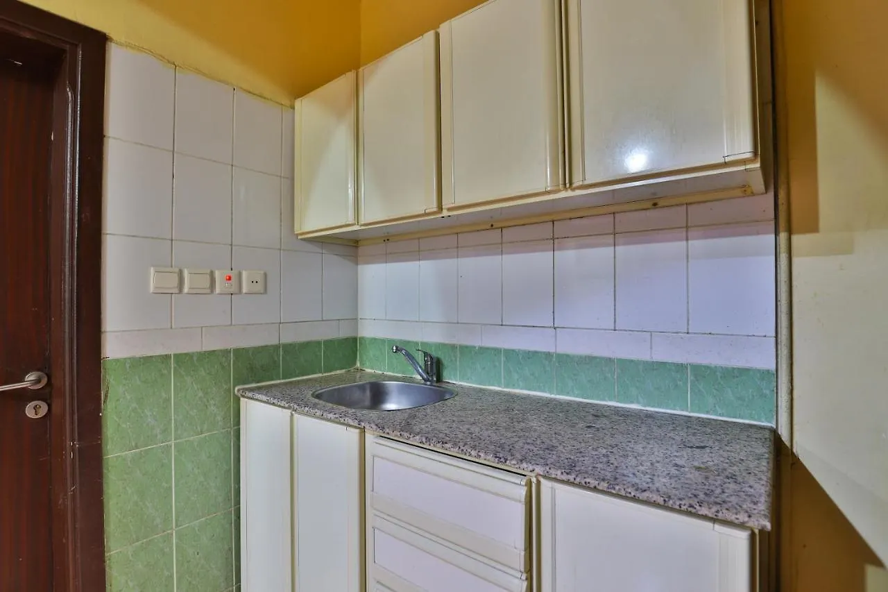 Oyo 396 Alam Al Sala Al Kobra Towers Hotell Jidda