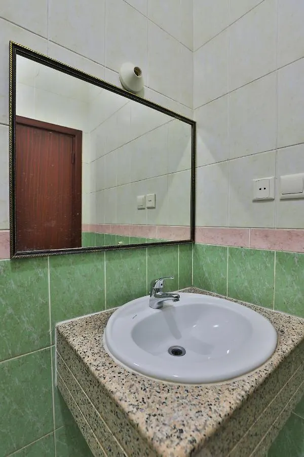 Oyo 396 Alam Al Sala Al Kobra Towers Hotell Jidda